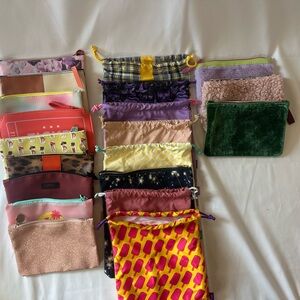 Colorful Assorted Pouch Lot -  Ipsy Glamor makeup Bag Lot of 20